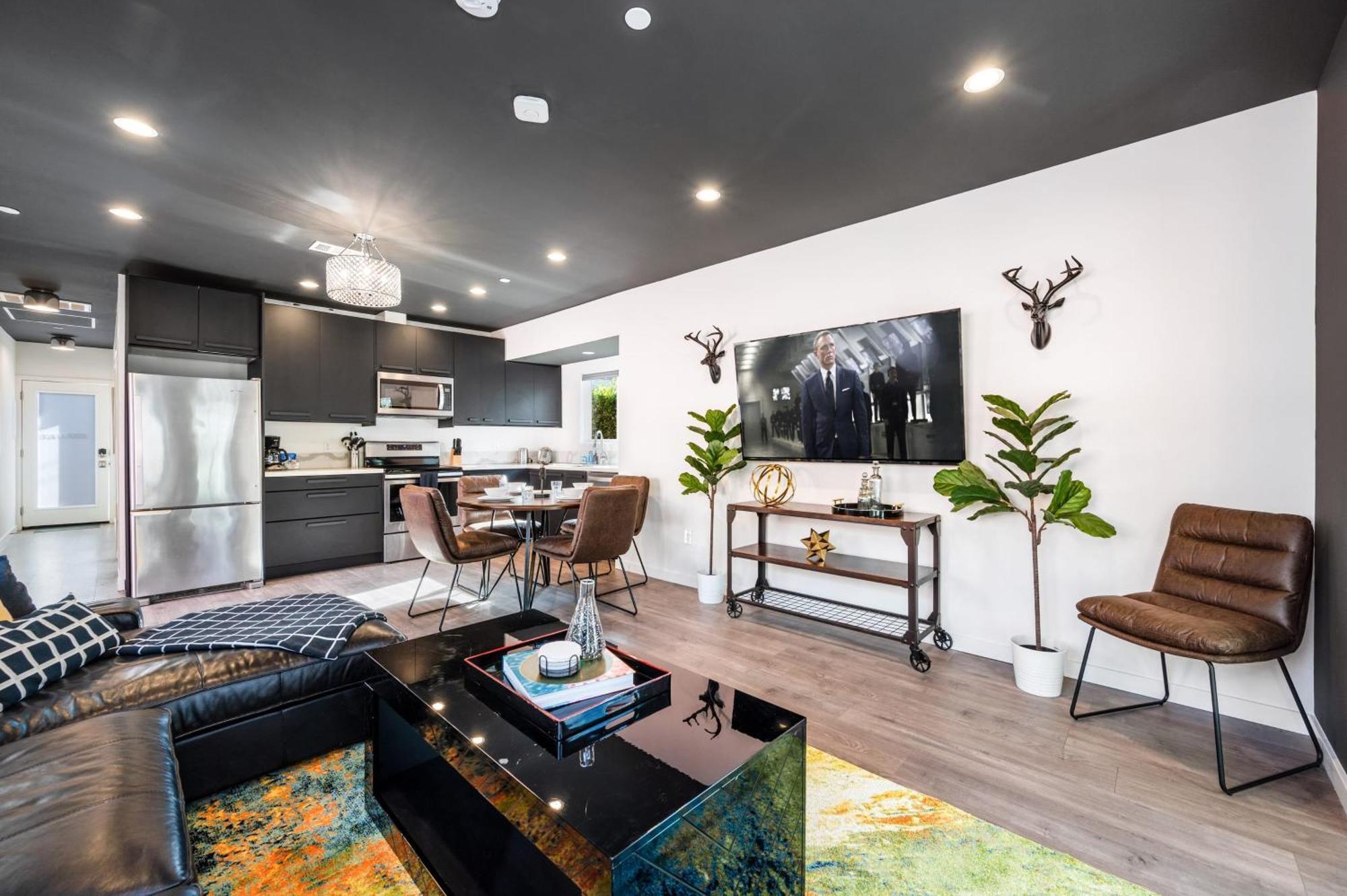 Rock N Roll By Avantstay Vibey Hollywood Retreat Steps To Attractions Los Angeles Exteriér fotografie
